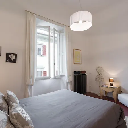 Old Bridge: Historical And Chic Holiday home